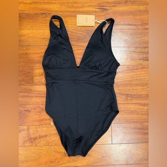 YAKISWIIM Womens Black One Piece Swimsuit NWT - Picture 1 of 5